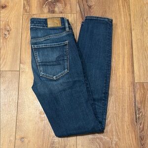 American Eagle Outfitters Blue Skinny Jeans w/holes